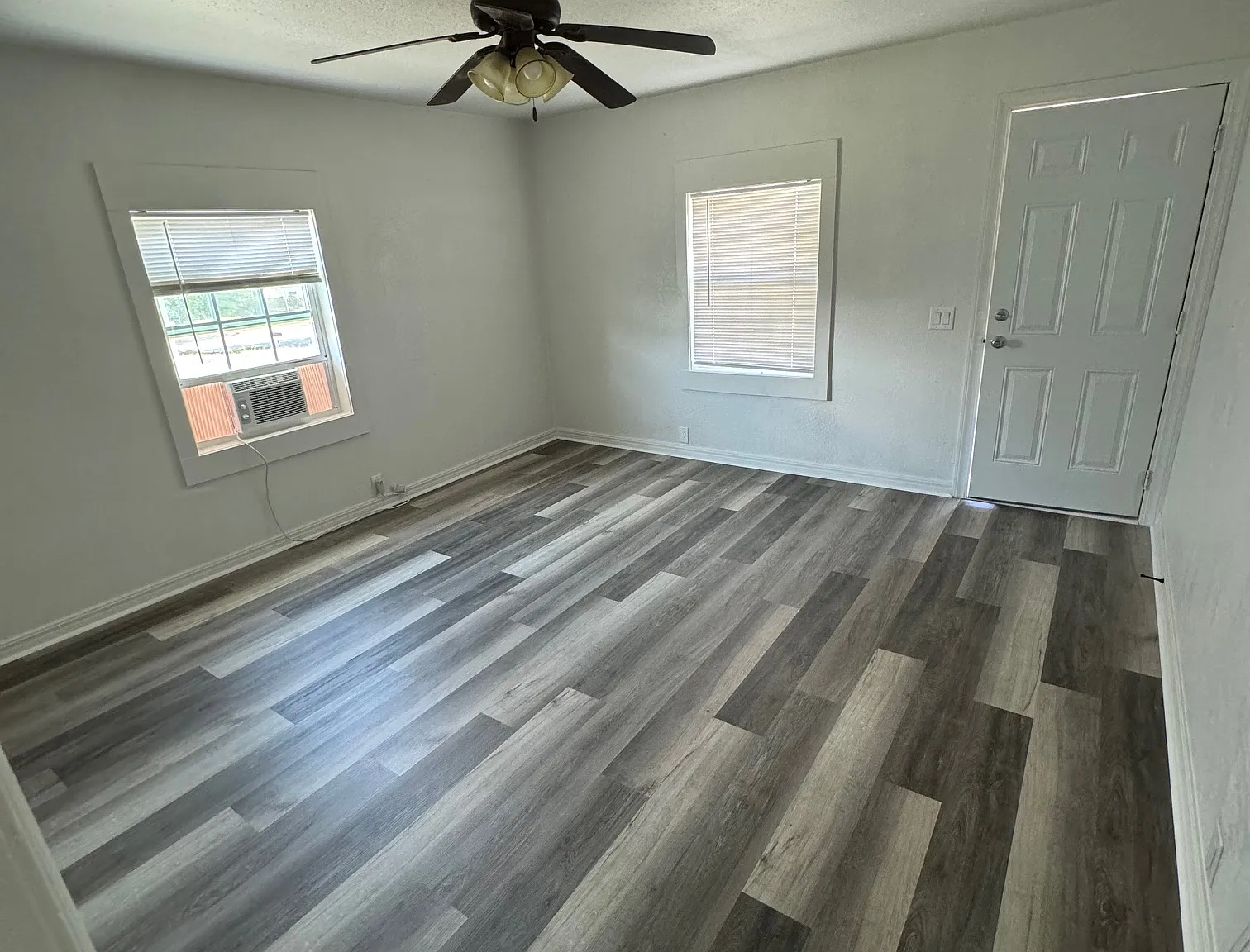 1 bed, $525 — Photo 1