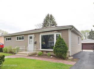 727 W Plymouth St, Villa Park, IL 60181