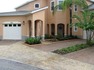3881 Serenade Ln, Lakeland, FL 33811