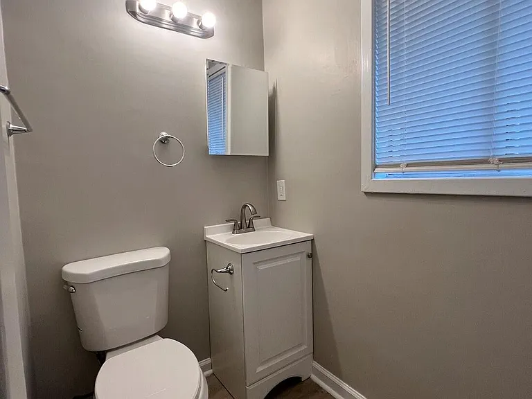 1 Esquiline Ct #1 ESQUILINE CT — Photo 16