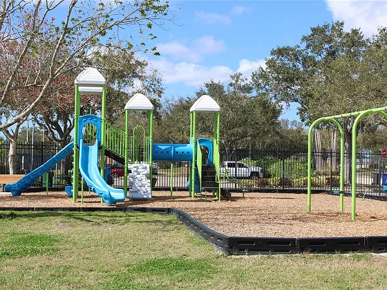 5016 Misty Canal Pl — Photo 27