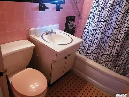 Sold by Laffey Real Estate | media 14