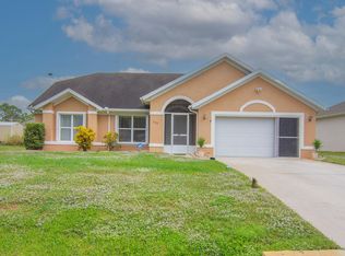 992 Seneca Avenue, Sebastian, FL 32958