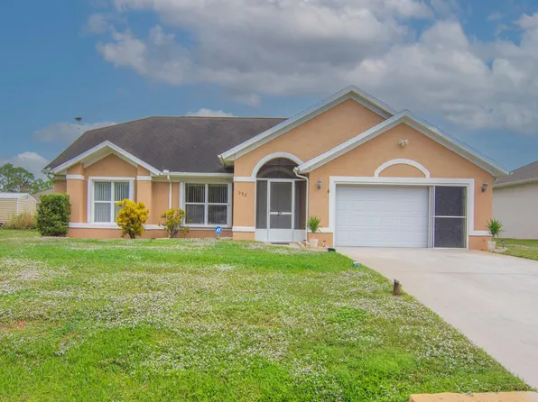 992 Seneca Avenue, Sebastian, FL 32958