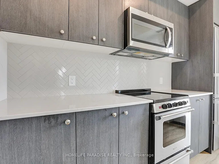 312 Erb St W #416 — Photo 17