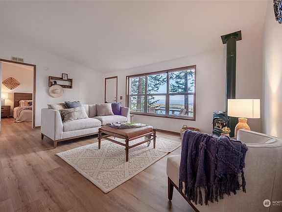 5th image of 2955 Dogwood Terrace