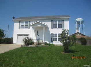 2271 Pinta Dr, Warrenton, MO 63383