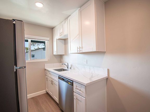 4th image of 5101-5111 Towle Ct #5111-14