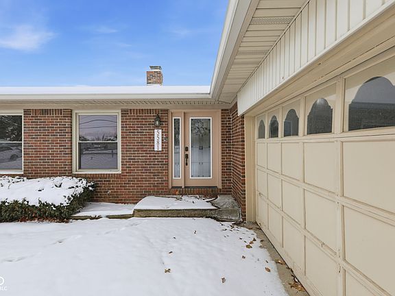 3rd image of 5581 E County Road 350 S