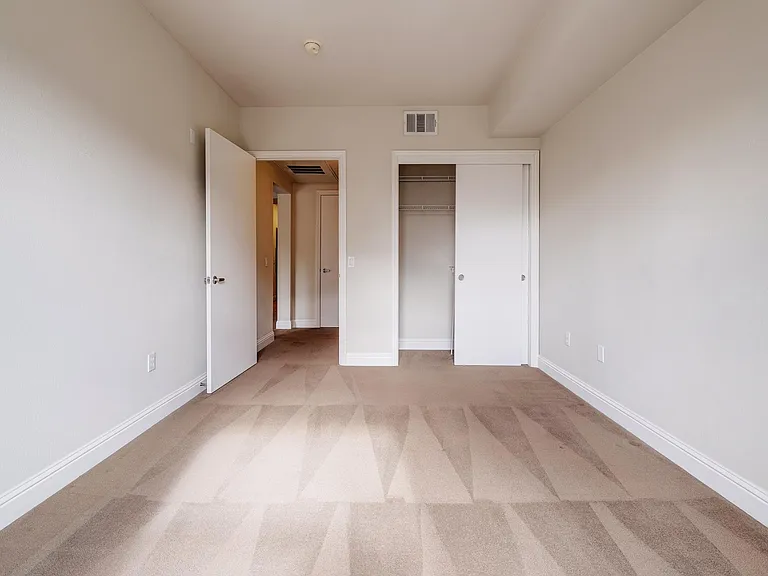 1852 Bonanza St — Photo 18