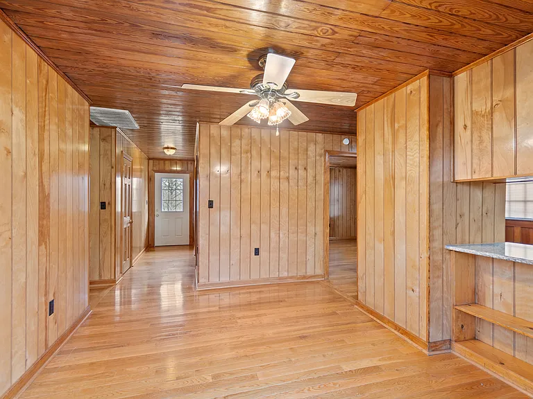 849 Old Lennon Rd SE — Photo 3