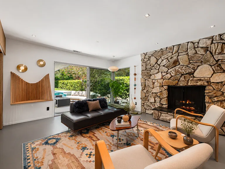 9410 Eden Dr — Photo 14