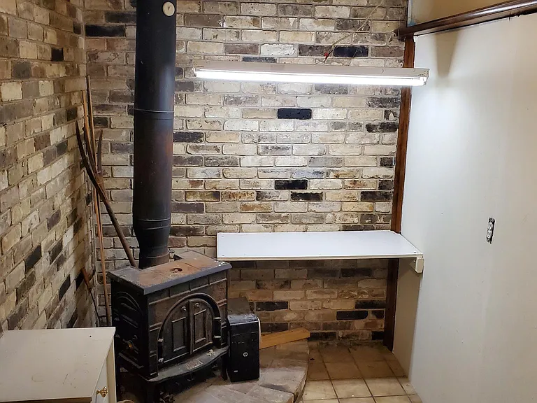 705 N Overlook Dr — Photo 13