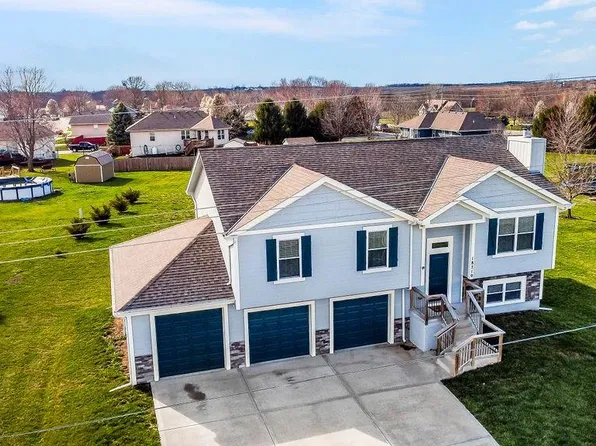 18710 Eagle Pkwy, Smithville, MO 64089