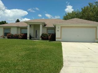 1637 NW 6th Pl, Cape Coral, FL 33993
