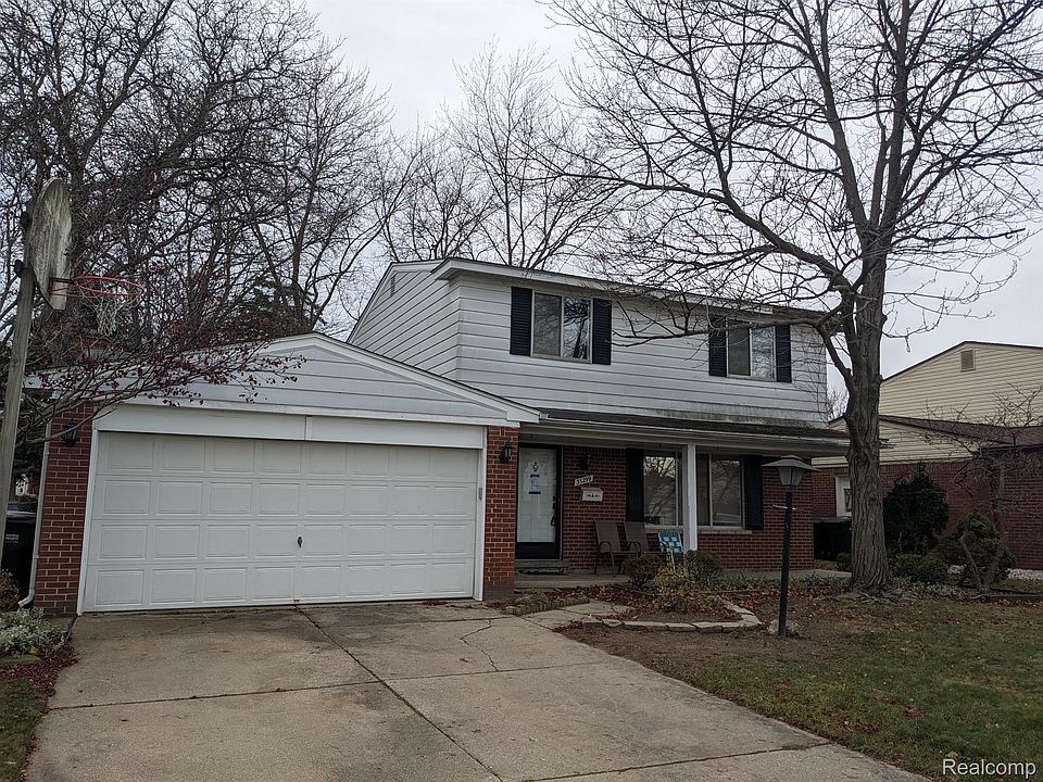 1st image of 35299 Malibu Dr