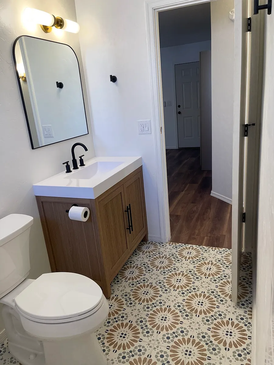 Building Photo - 1716 N Dodge Blvd #1