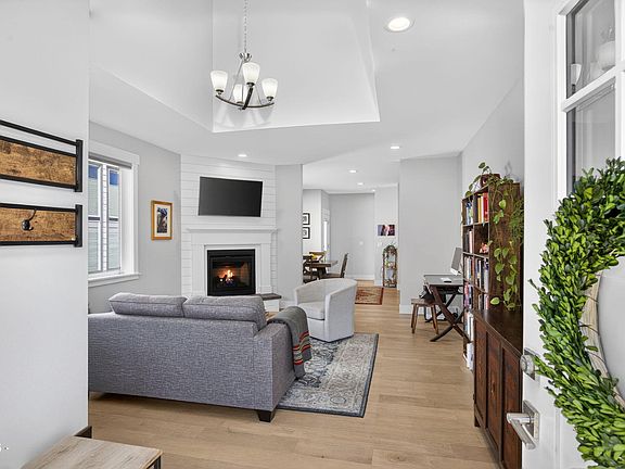 2nd image of 540 Sea View Dr