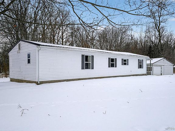 3rd image of 5417 Rensselear Dr