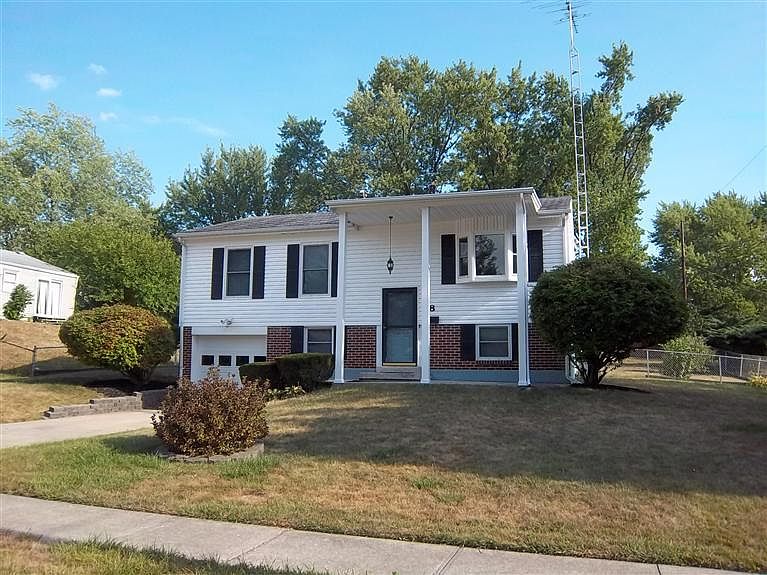 1st image of 8 Sunnybrook Ct