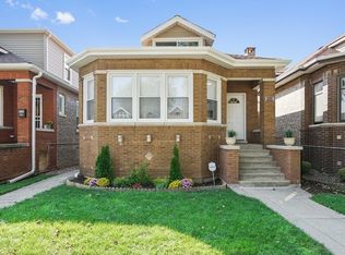 8526 S Euclid Ave, Chicago, IL 60617