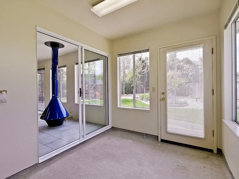 160 Kit Carson Ct — Photo 13