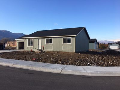 135 Island Loop, Rock Island, WA, 98850