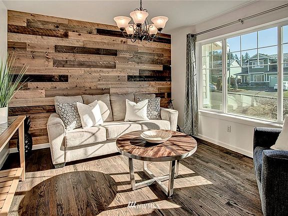 3rd image of 18426 120th Avenue Ct E