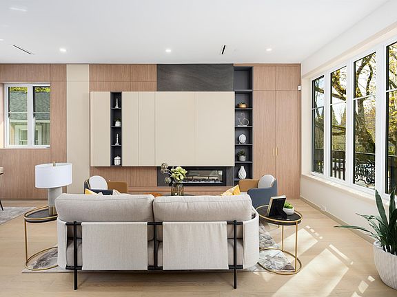 3rd image of 6664 Balsam St