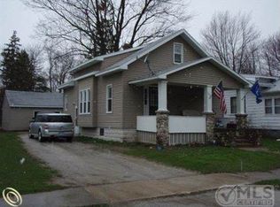 1646 Connecticut Ave, Marysville, MI 48040