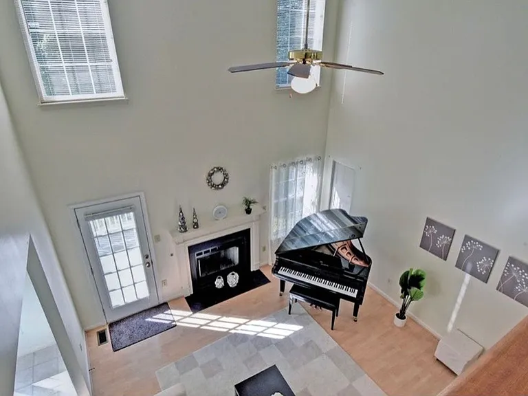 110 Bugle Ct — Photo 26