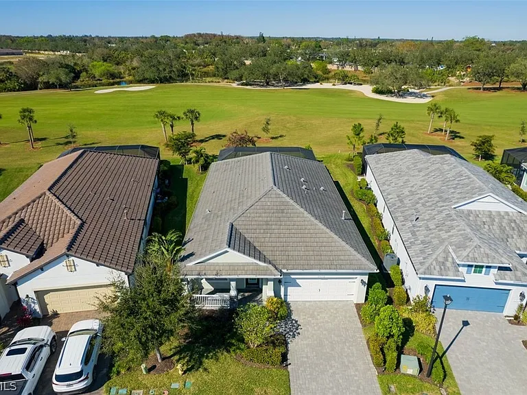 2925 Willow Ridge Ct — Photo 3