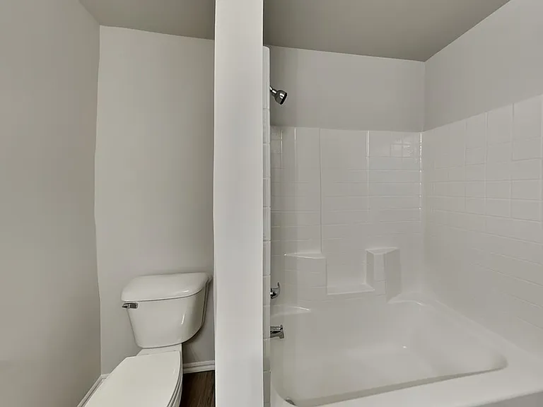 1029 E Stetson Ln — Photo 9