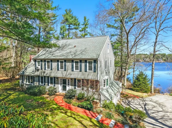 28 Apple Hill Ln, Duxbury, MA 02332