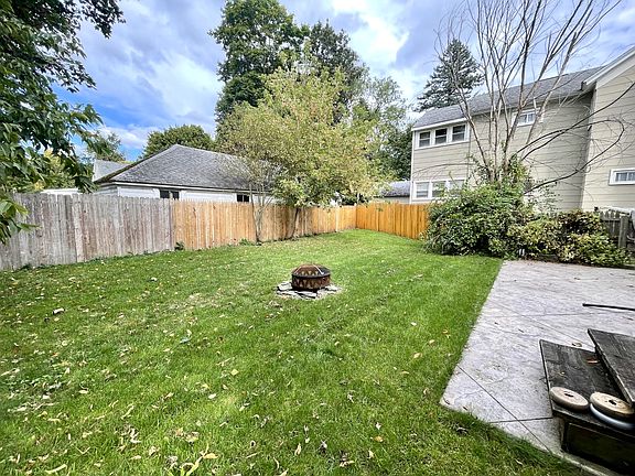 2nd image of 26 Stewart Pl