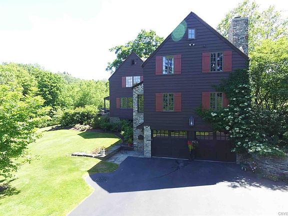 5th image of 1709 Sherman Dr
