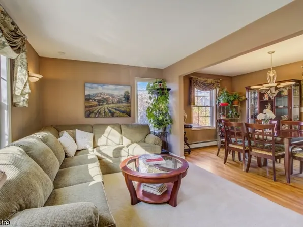 10 Lindsley Rd, Little Falls Twp., NJ 07424