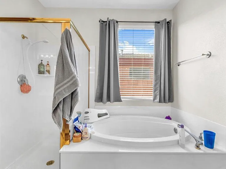 3309 E Willow Springs Dr — Photo 6