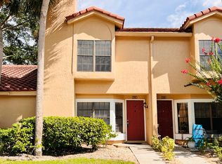 1216 N Fairway Dr, Apopka, FL 32712