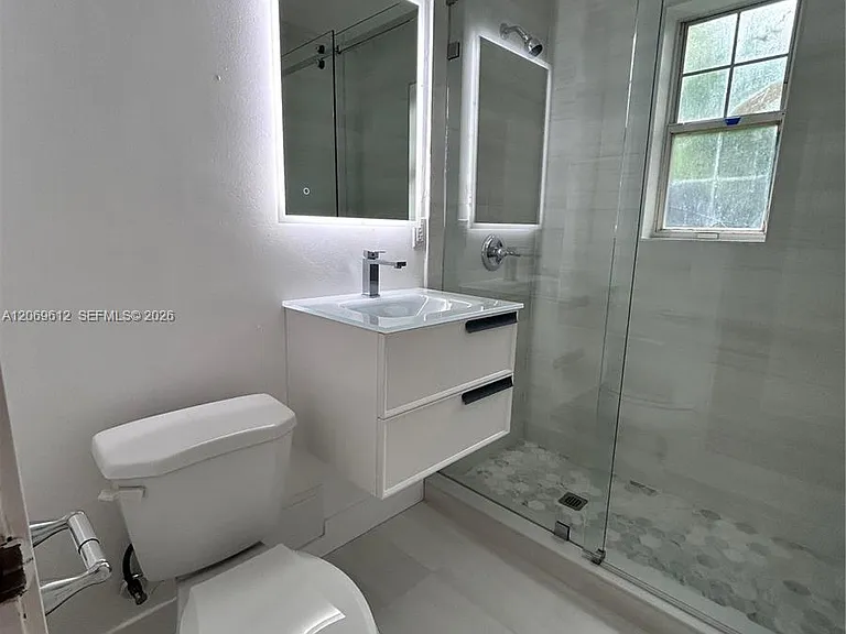 15 Sidonia Ave #3 — Photo 9