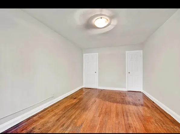 4082 Bedford Avenue image 16 of 20