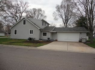 303 Jefferson St, Sauk City, WI 53583