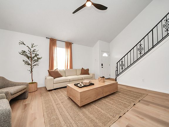4th image of 8631 Valley Ledge Dr