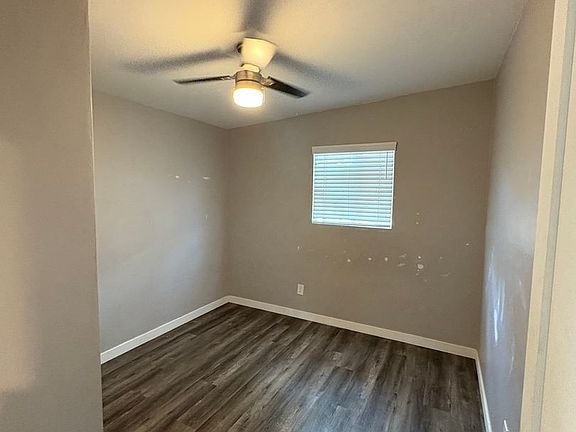 5th image of 4477 Hilltop Dr