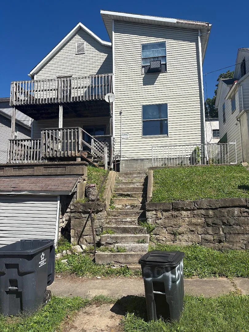 504 McLane Ave - D — Photo 4