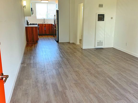 4th image of 1770 Evergreen St APT 10