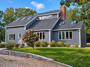 9 Sparrow Ln, Edgartown, MA 02539