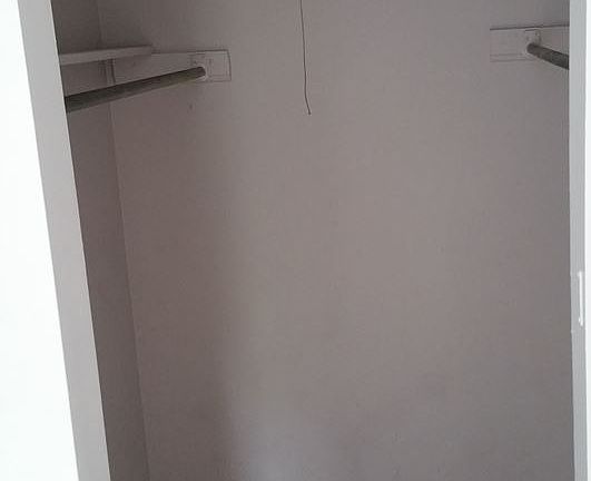 4th image of 158 Benzinger St #1