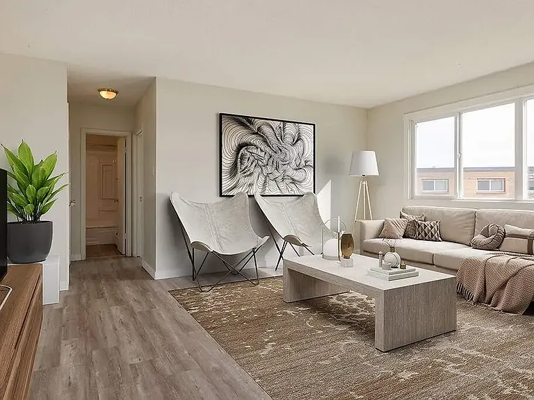3901 50a Ave #9 — Photo 3