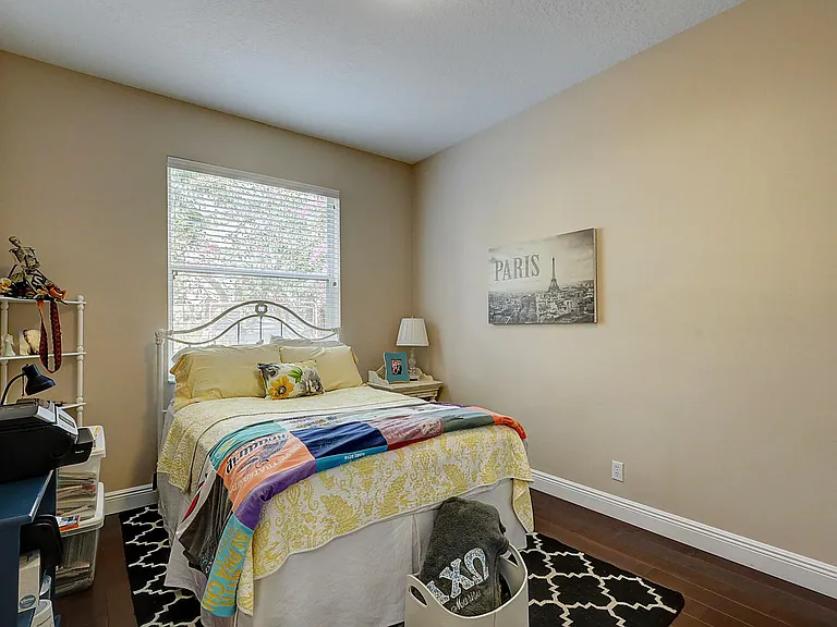 10207 Allamanda Blvd — Photo 35